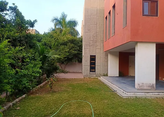 Villa-Safal Amrakunj Ahmedabad