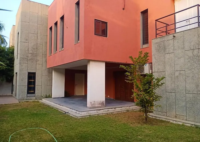 Villa-Safal Amrakunj Ahmedabad